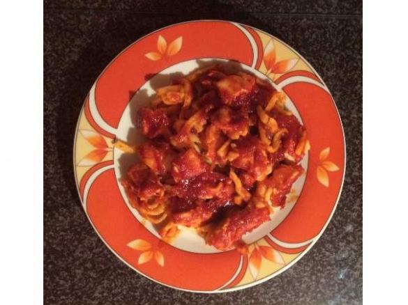 Auflauf mit Hähnchenbrust und BBQ-Cola- Sauce