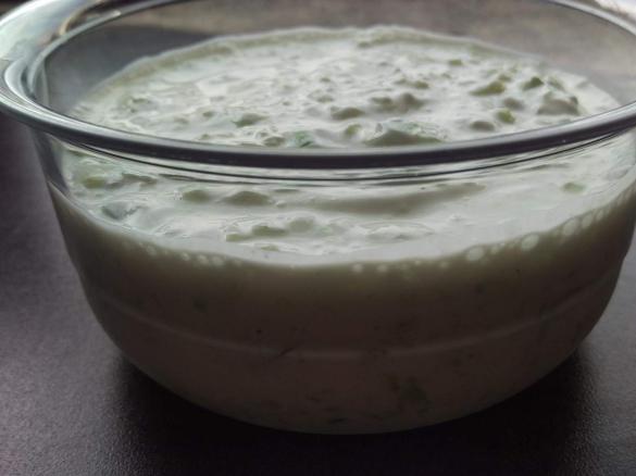 Tzatziki (einfach und lecker)