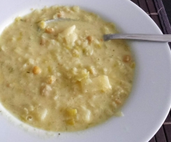 Ananas-Kichererbsen-Suppe Kokos Curry vegetarisch 