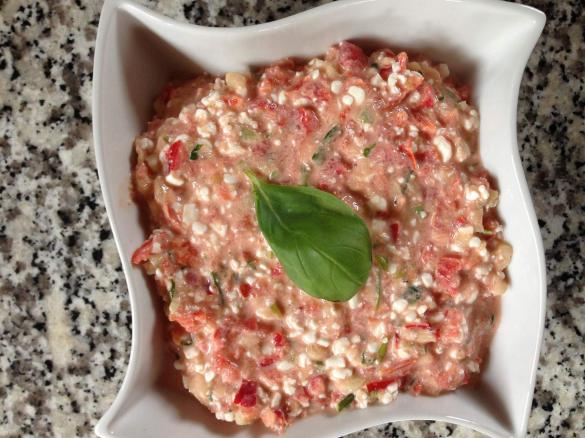 Frischkäse mit Gemüse