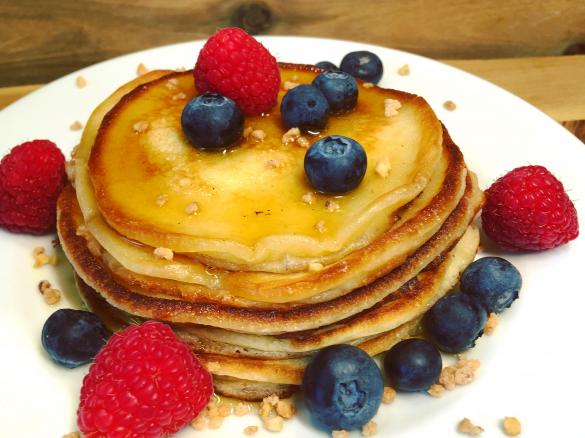 Pancakes mit Vanillejoghurt
