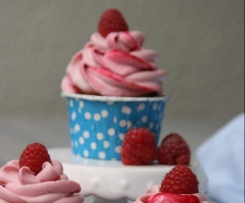 Vanille-Himbeer-Cupcakes