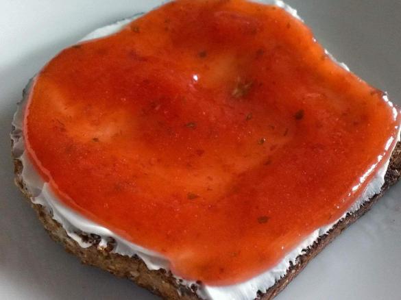 Pfirsichmarmelade mit Ingwer und Basilikum