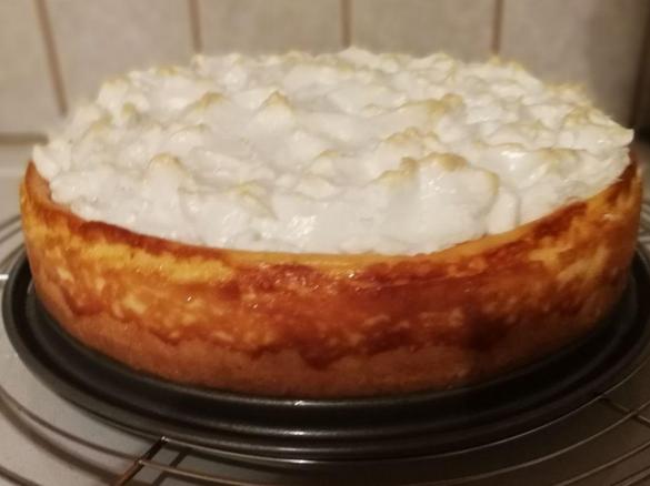 Quark-Baiser-Kuchen (Tränchenkuchen) nach Frischbörner Landfrauen Art