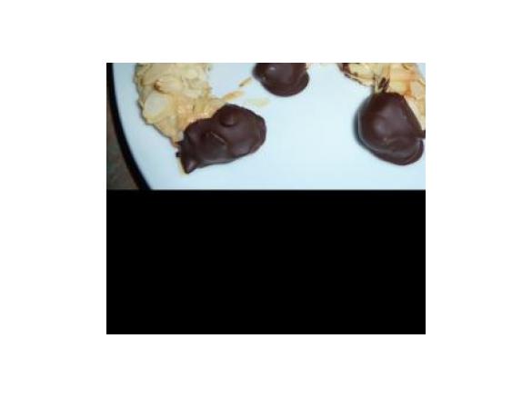 gladdy88: Mandelhörnchen mit Marzipan = Eiweißverwertung