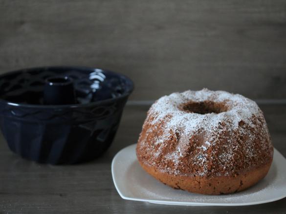 Schoko-Nuss-Gugelhupf