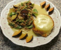 Emmer-Risotto mit Zuckererbsen und Pflaumen