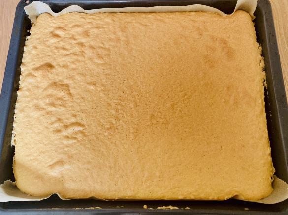 Lockerer Obstboden auf dem Blech