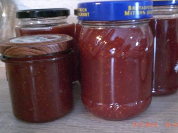 Erdbeermarmelade mit Prosecco