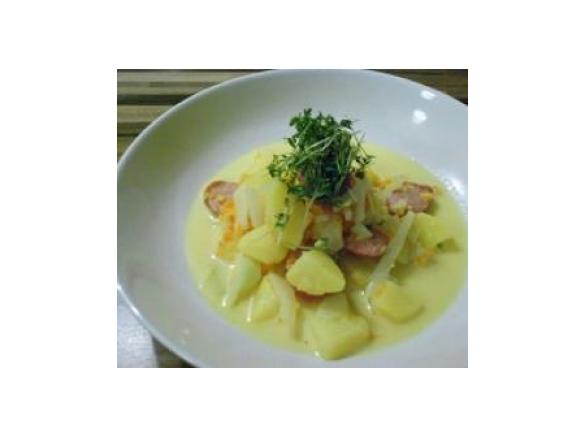 Kartoffel-Fenchel-Eintopf mit Curry und Mettendchen