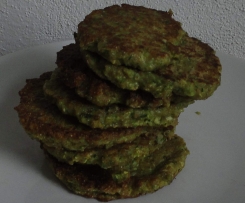 Zucchini Dinkel Pancakes, schnell gemacht