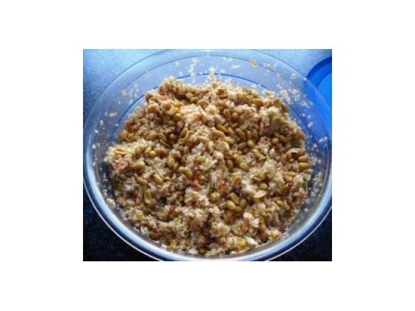 Krautsalat mit Erdnüssen