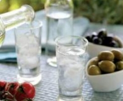 Variation von Variation von Ouzo