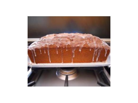 Zitronenkuchen mit Zuckerglasur