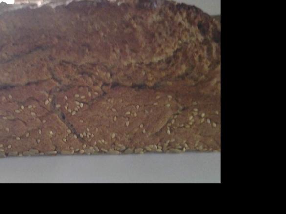 Roggen-Mischbrot mit Körnern