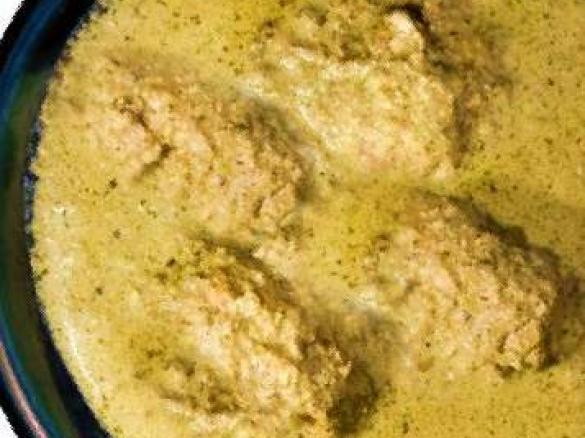 georgisches Walnuss-Huhn mit Kartoffeln - Saziwi