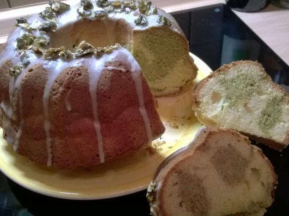 Kürbiskern-Gugelhupf