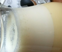 Variation von Vanillesauce (dickflüssiger ohne Stärke)