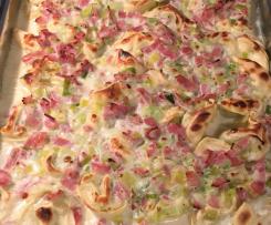 Gratinierte Tortellini mit Kochschinken