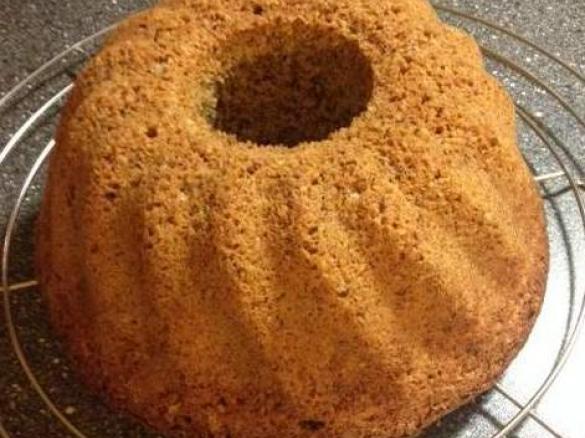 Schneller Nusskuchen ohne Mehl