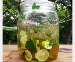 Aprikosen Caipirinha Bowle