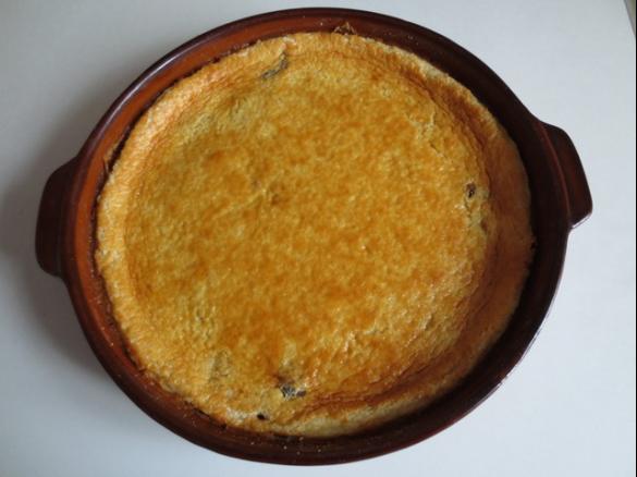 Far breton - gebackener Pudding mit Rumpflaumen