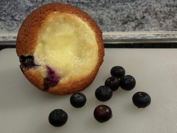 Blaubeer Muffins mit Vanillecreme