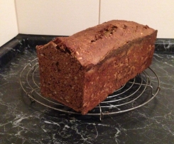 Eiweissbrot-Schwarzbrot