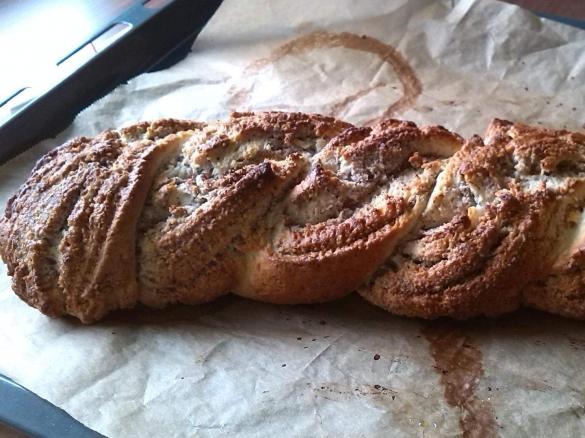 Nusszopf aus Quark-Öl-Teig