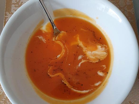 Süßkartoffel-Möhren-Suppe