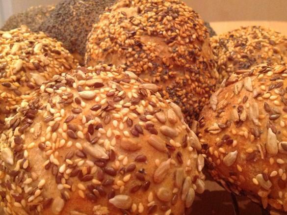 Mega- Dinkelvollkornbrötchen Außen kroß Innen fluffig