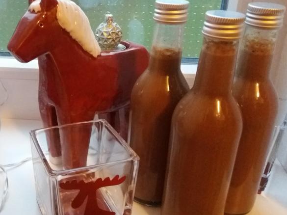 Kaffee-Gewürz-Likör  mit Zimt und Kardamom