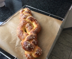 Allerseelengeige aus Hefeteig