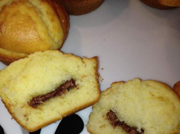 Super fluffige Muffins mit Schokokern