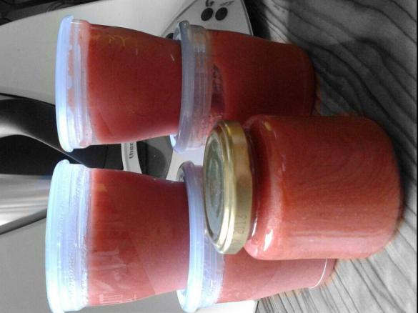 Erdbeer-Apfel-Obstbrei