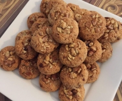 Dattelkekse mit Walnuss