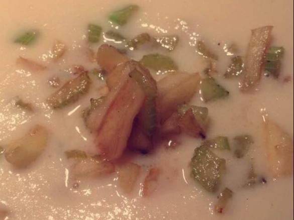 Apfel Sellerie Suppe