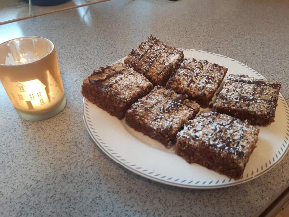 Schoko-Nuss-Schnitte