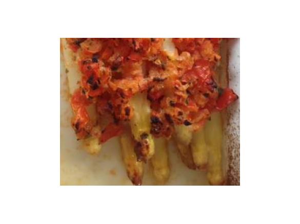 Spargel mit Tomaten-Parmesan-Kruste