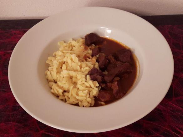 Ilona`s Ungarisches Gulasch