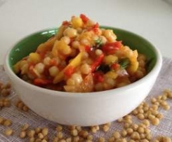 Exotischer Couscous Salat – scharf und süss zugleich 