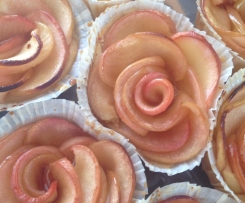 Apfel-Rosen-Tartelettes