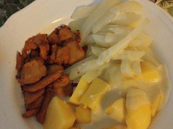 Variation Kohlrabigemüse mit Kartoffeln und heller Soße (vegan)