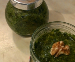 Wildkräuter-Pesto