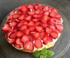 Erdbeerkuchen mit Zitronen-Buttermilch-Creme WW