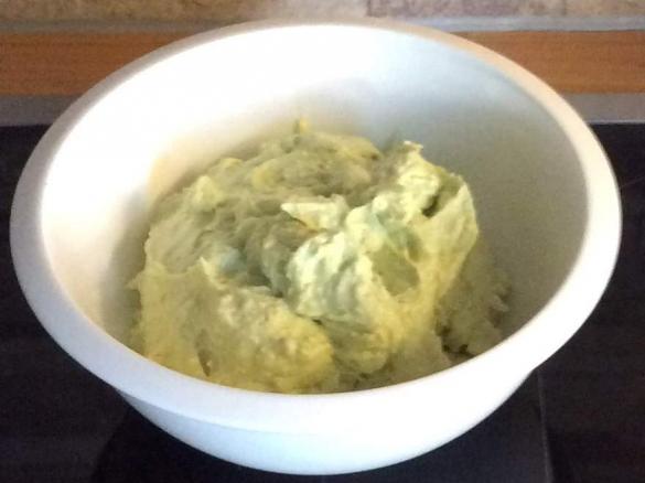 Avocado-Feta-Creme 