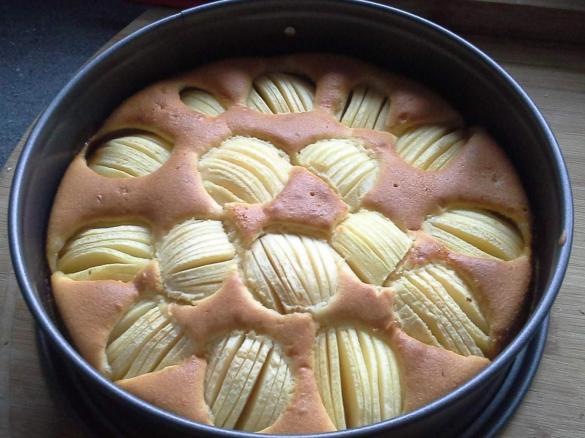 Versunkener Apfelkuchen