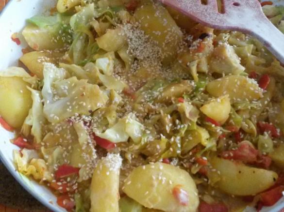 Spitzkohl - Kartoffel - Pfanne vegan