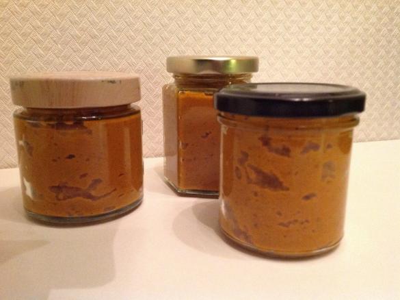 Tomaten-Möhren- Brotaufstrich