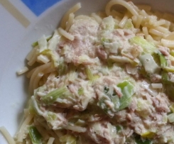 Spaghetti mit Lauch-Tunfischsoße